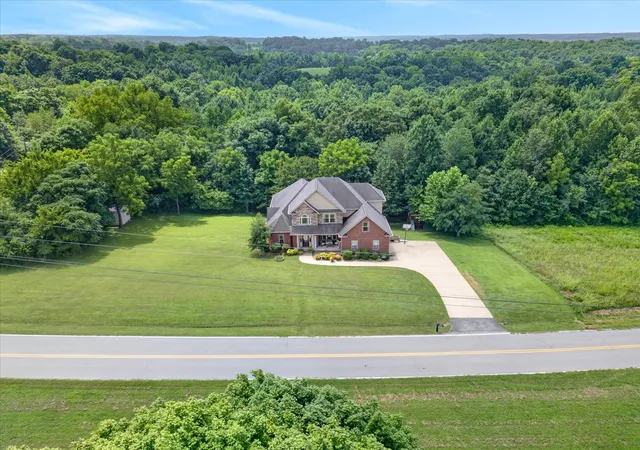 Photo 2 of Single family home for sale at 2380 Lock B Rd N, Clarksville, TN 37043 | MLS# 3298561 | Listing updated on 2026-09-19