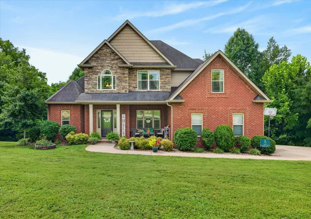Photo 3 of Single family home for sale at 2380 Lock B Rd N, Clarksville, TN 37043 | MLS# 3298561 | Listing updated on 2026-09-19