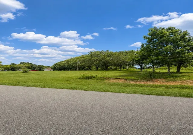 2nd image of 118 Steeplechase Dr, Smithville, TN 37166 | MLS# 3304233