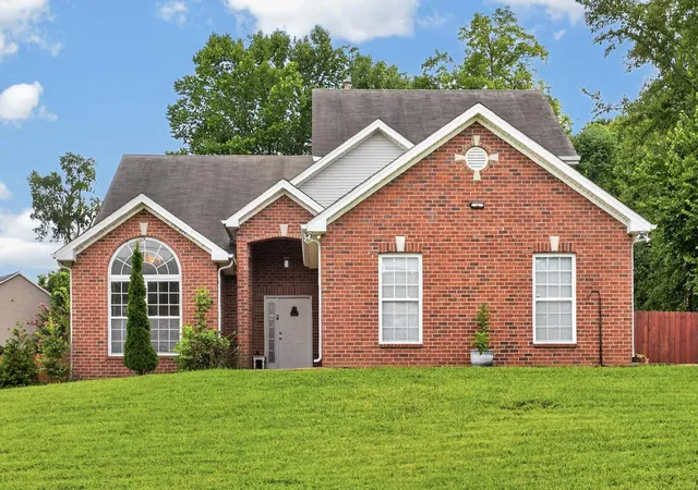 Photo 1 of Sale Pending at 101 Wiggins Ct, Nolensville, TN 37135 | MLS# 3312447 | Listing updated on 2026-10-30