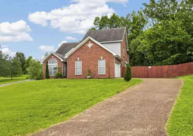 Photo 2 of Single family home for sale at 101 Wiggins Ct, Nolensville, TN 37135 | MLS# 3312447 | Listing updated on 2026-08-29