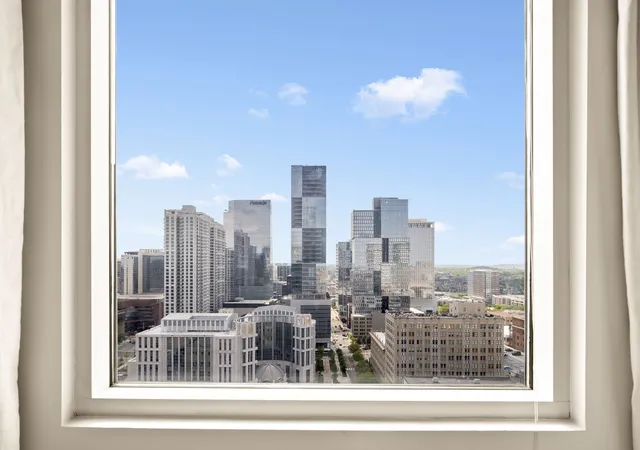 2nd image of 555 Church St #2300, Nashville, TN 37219 | MLS# 3514581