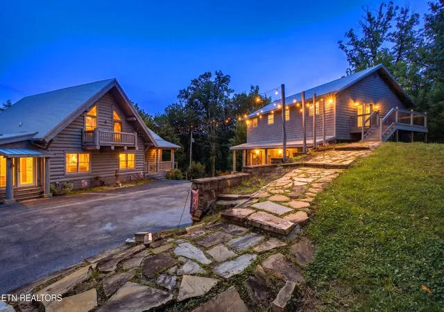 Photo 1 of Single family home for sale at 4167 Spring Crk Way, Sevierville, TN 37876 | MLS# 3298416 | Listing updated on 2026-10-12