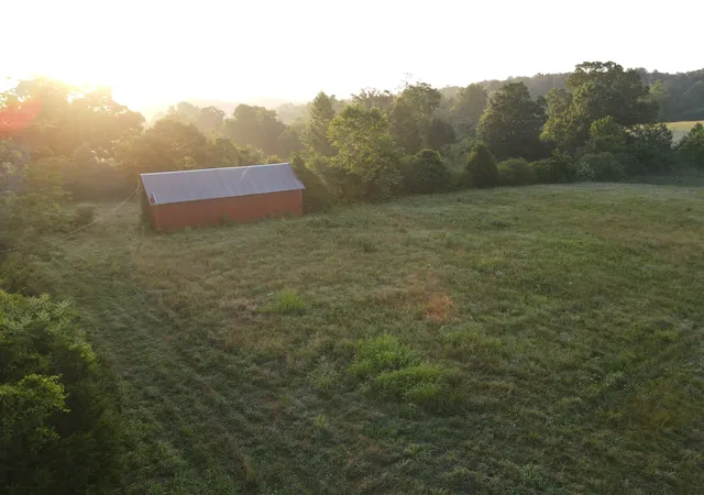 2nd image of 2 Shiloh Canaan Road, Palmyra, TN 37142 | MLS# 3301892
