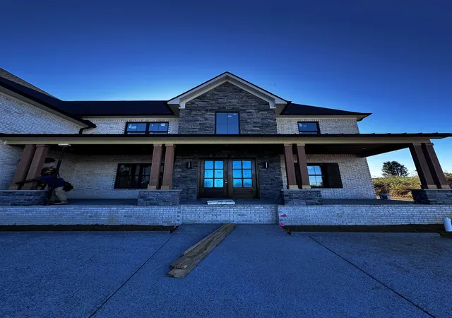 Photo 2 of Single family home for sale at 424 Bell Lake Rd, Gallatin, TN 37066 | MLS# 3299323 | Listing updated on 2026-10-07