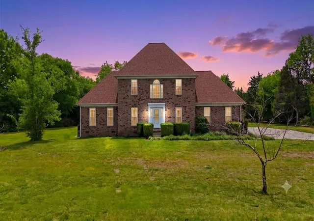Photo 3 of Single family home for sale at 3630 W Trimble Rd, Milton, TN 37118 | MLS# 3298492 | Listing updated on 2026-08-20