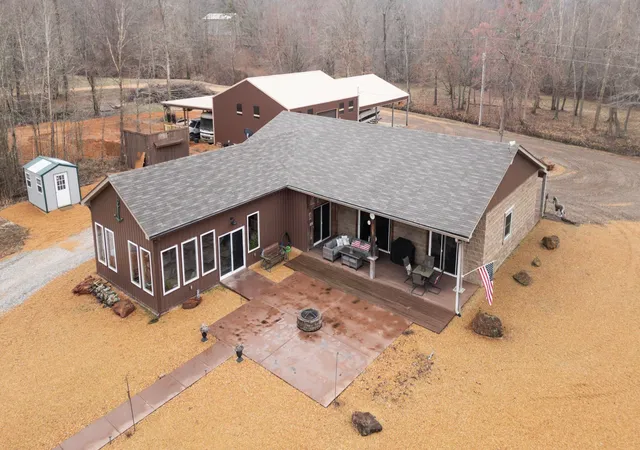 Single family home for sale at 11957 Hwy 79n, Buchanan, TN 38222 | MLS# 3298530