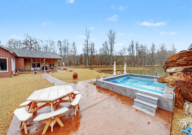 Photo 3 of Single family home for sale at 11957 Hwy 79n, Buchanan, TN 38222 | MLS# 3298530 | Listing updated on 2026-08-20
