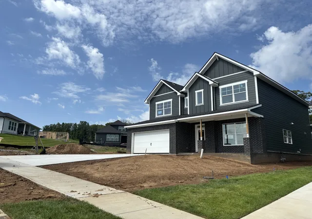 Photo 2 of Single family home for sale at 83 Russell Ct, Lebanon, TN 37087 | MLS# 3298502 | Listing updated on 2026-08-29
