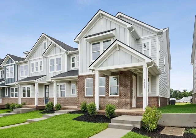 Photo 1 of Sale Pending at 2601 Peaceful Valley Dr, Columbia, TN 38401 | MLS# 3298510 | Listing updated on 2026-09-02