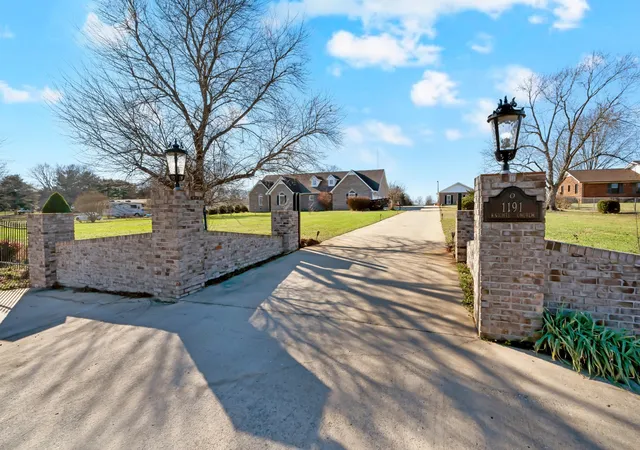 1st image of 1191 Knights Church Rd, Decherd, TN 37324 | MLS# 3298555