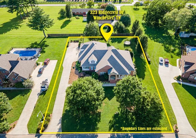 3rd image of 323 Ridgecrest Dr, Winchester, TN 37398 | MLS# 3306198