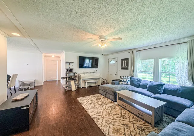 Photo 3 of Manufactured home for sale at 1818 Groveland Ridge Rd, Columbia, TN 38401 | MLS# 3304311 | Listing updated on 2026-07-25