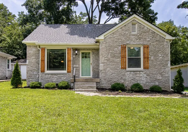 1st image of 269 E Eastland St, Gallatin, TN 37066 | MLS# 3305081