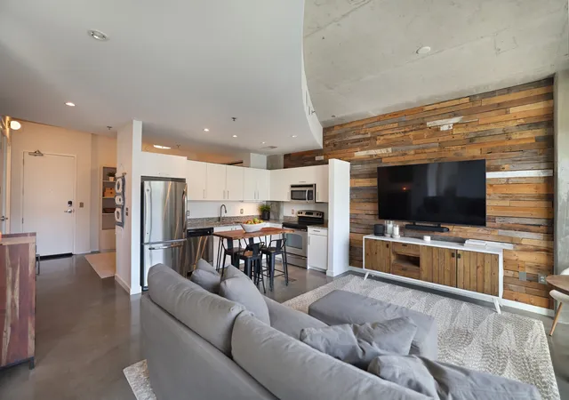 4th image of 600 12Th Ave S #1706, Nashville, TN 37203 | MLS# 3305728