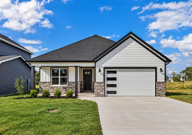 Photo 1 of Single family home for sale at 2736 Brewster Dr, Clarksville, TN 37042 | MLS# 3304684 | Listing updated on 2026-10-26