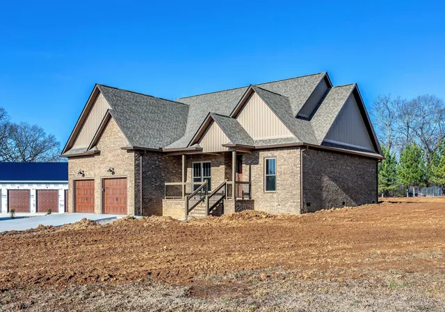 Photo 3 of Single family home for sale at 30 Shire Ct, Leoma, TN 38468 | MLS# 3299311 | Listing updated on 2026-07-21