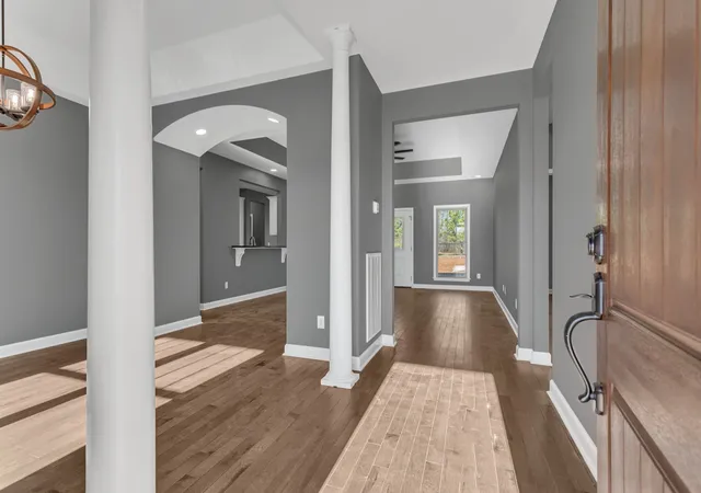 Photo 3 of Single family home for sale at 30 Shire Ct, Leoma, TN 38468 | MLS# 3299311 | Listing updated on 2026-07-21