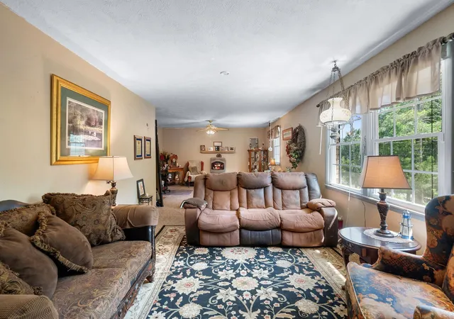 Photo 4 of Single family home for sale at 3509 Huntland Dr, Whites Creek, TN 37189 | MLS# 3299401 | Listing updated on 2026-08-09