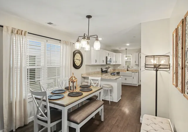 Photo 2 of Single family home for sale at 215 Emmett Dr, White House, TN 37188 | MLS# 3305687 | Listing updated on 2026-10-07