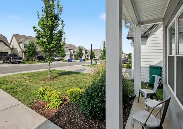 Photo 3 of Single family home for sale at 215 Emmett Dr, White House, TN 37188 | MLS# 3305687 | Listing updated on 2026-10-07