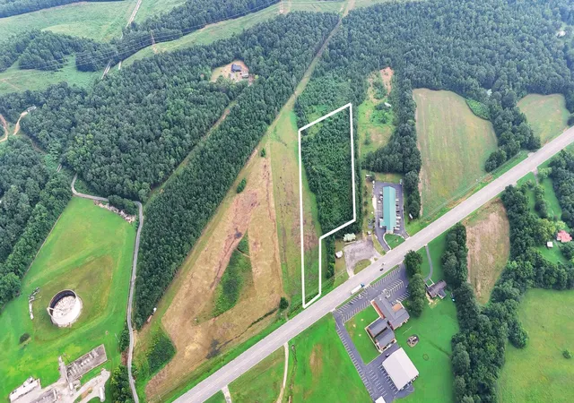 Photo 1 of Land for sale at 1241 Broadway Ave, New Johnsonville, TN 37134 | MLS# 3301922 | Listing updated on 2026-07-22