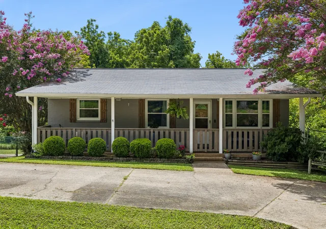 1st image of 1109 Taylor Town Rd, White Bluff, TN 37187 | MLS# 3311508