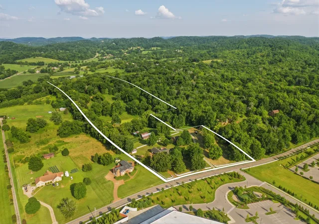 Photo 3 of House for sale at 4442 Pratt Ln, Franklin, TN 37064 | MLS# 3314455 | Listing updated on 2026-07-30