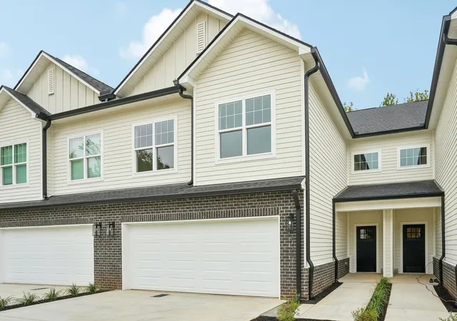 Photo 3 of Townhouse for sale at 1064 Stagecoach Dr, White House, TN 37188 | MLS# 3299527 | Listing updated on 2026-10-05
