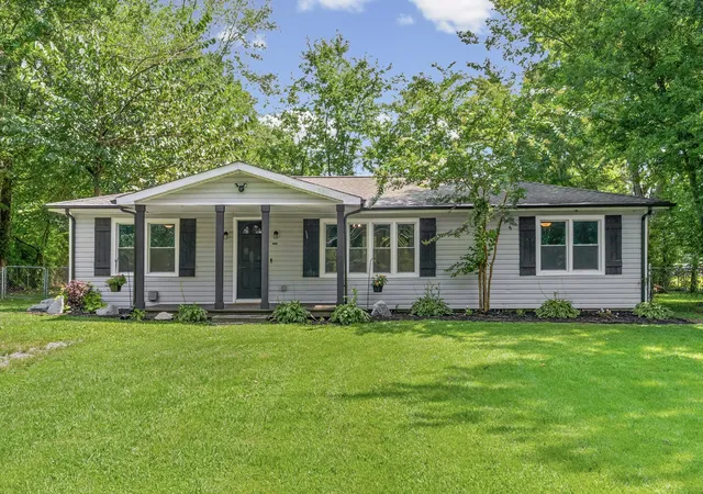 image of 3594 Oakwood Rd, Woodlawn, TN 37191 | MLS# 3314634