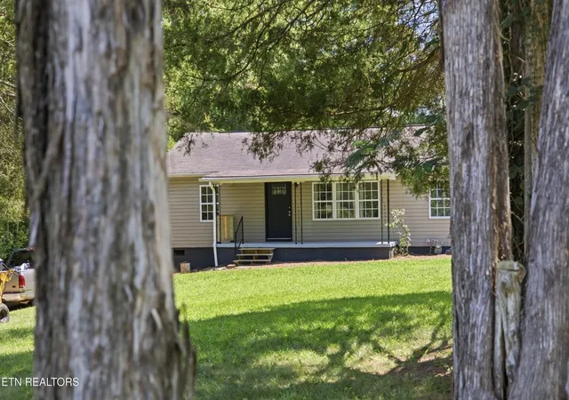 56th image of 4737 Roane State Hwy, Rockwood, TN 37854 | MLS# 3336913