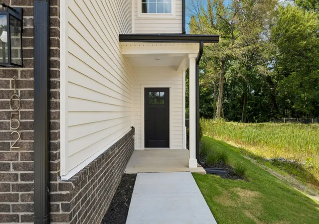 3rd image of 1068 Stagecoach Dr, White House, TN 37188 | MLS# 3299525