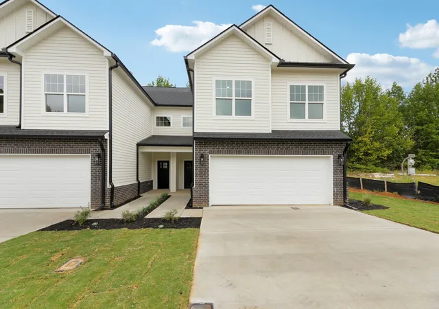 Photo 3 of Townhouse for sale at 1068 Stagecoach Dr, White House, TN 37188 | MLS# 3299525 | Listing updated on 2026-09-29