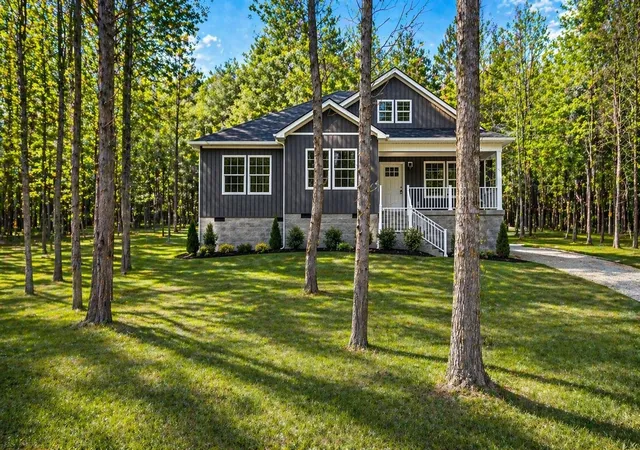 2nd image of 4635 Chapel Hill Rd, Southside, TN 37171 | MLS# 3305394