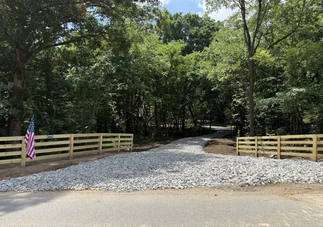 1st image of 0 Rock Springs Rd, Columbia, TN 38401 | MLS# 3301855