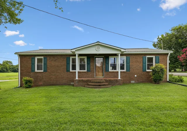 2nd image of 861 Fox Ln, Lewisburg, TN 37091 | MLS# 3304616