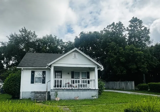 1st image of 141 Butler St, Shelbyville, TN 37160 | MLS# 3302553