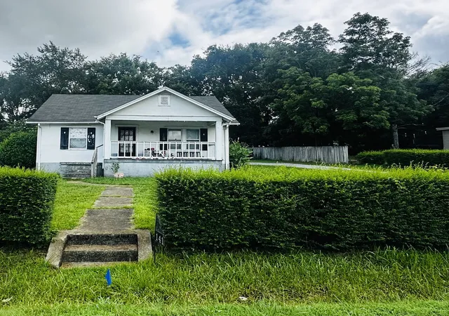 2nd image of 141 Butler St, Shelbyville, TN 37160 | MLS# 3302553