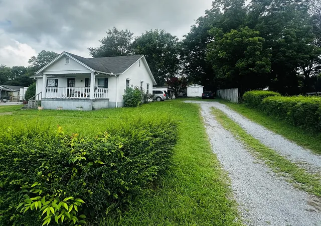 4th image of 141 Butler St, Shelbyville, TN 37160 | MLS# 3302553
