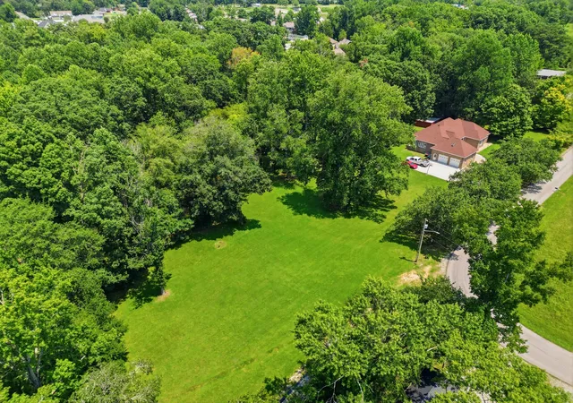 3rd image of 129 Burger St, Manchester, TN 37355 | MLS# 3304173