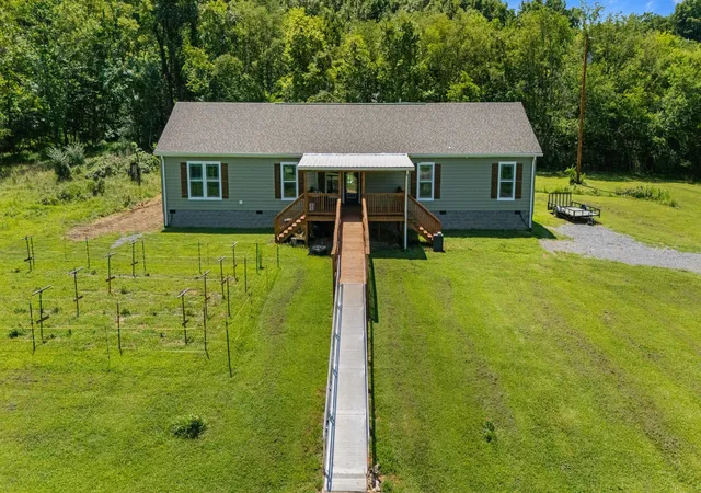 2nd image of 910 Woodmore Hollow Ln, Hartsville, TN 37074 | MLS# 3305211