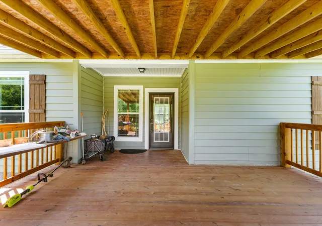 Photo 4 of Manufactured home for sale at 910 Woodmore Holw Ln, Hartsville, TN 37074 | MLS# 3305211 | Listing updated on 2026-09-24