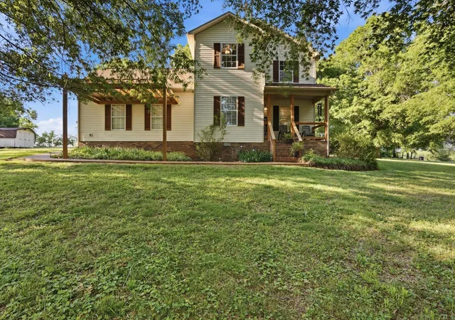 Photo 2 of Single family home for sale at 1038 S Cross Bridges Rd, Mount Pleasant, TN 38474 | MLS# 3304315 | Listing updated on 2026-10-11