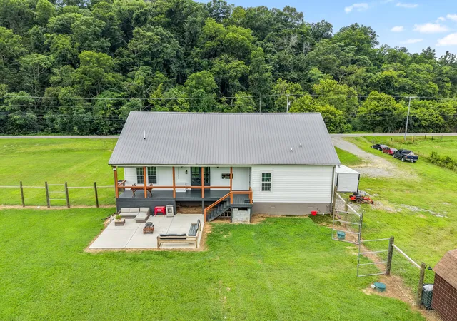 Photo 3 of Single family home for sale at 2646 New Hope Rd, Hendersonville, TN 37075 | MLS# 3302341 | Listing updated on 2026-09-04