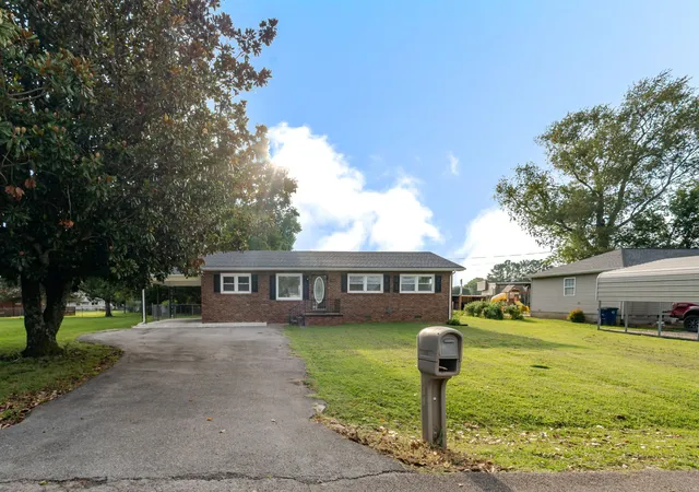 2nd image of 116 Eveningside Dr, Chapel Hill, TN 37034 | MLS# 3302447