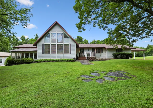 1st image of 11627 Bell Buckle Rd, Bell Buckle, TN 37020 | MLS# 3302006