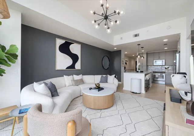 Photo 4 of Condo for sale at 1212 Laurel St #401, Nashville, TN 37203 | MLS# 3546096 | Listing updated on 2026-09-18