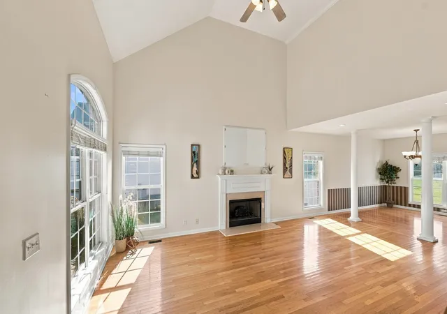 Photo 4 of Single family home for sale at 2014 Elaina Jeanne Dr, Coopertown, TN 37146 | MLS# 3615448 | Listing updated on 2026-10-09