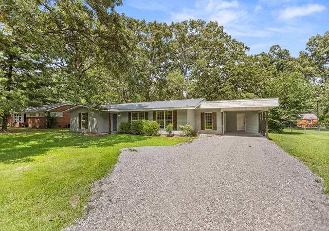 4th image of 204 Foxboro Ln, Tullahoma, TN 37388 | MLS# 3305563