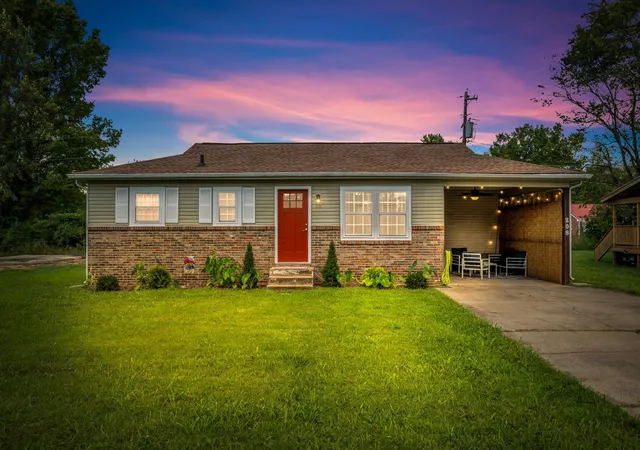 Photo 4 of Single family home for sale at 206 Murphree Ave, Waverly, TN 37185 | MLS# 3336005 | Listing updated on 2026-09-18